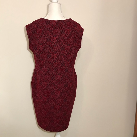 Forever21+ Red Black Floral Embroidered Cocktail Dress Sleeveless 1X - Picture 3 of 13